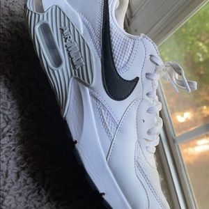Women’s Nike air Max